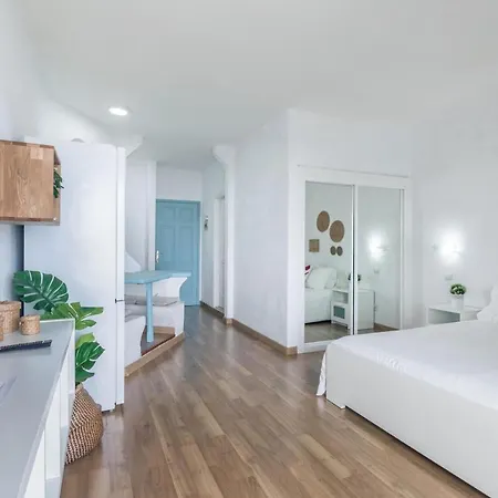 Апартаменты Paraiso Del Sur Studio-apartment